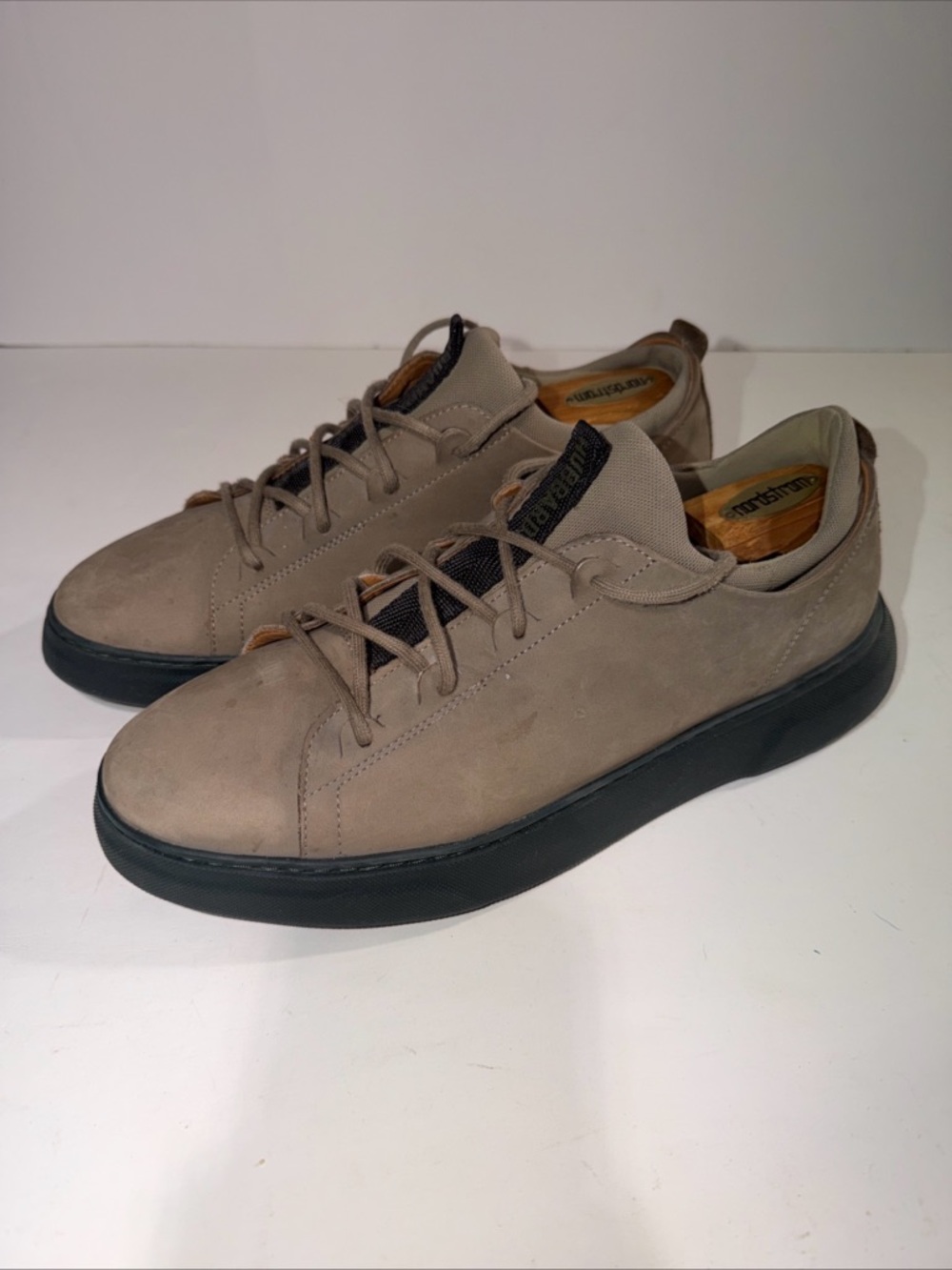 Samuel Hubbard Men's 11 "Flight" Casual Sneaker Nubuck